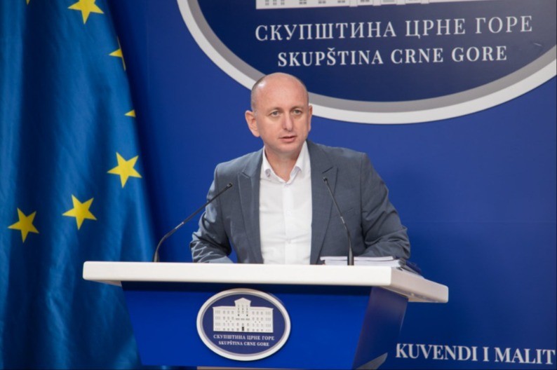 „OVO JE BORBA ZA OPSTANAK“: Knežević najavio beskompromisnu borbu za srpski narod i njegova prava